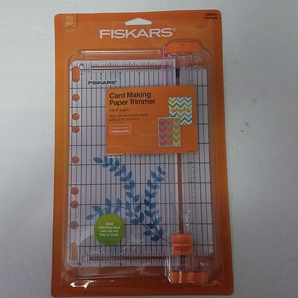 Fiskars Cutting Set - Picture 3 of 14
